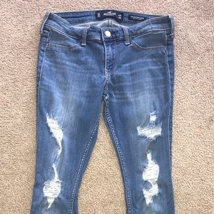 Hollister ripped skinny jeans